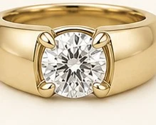 Anillo de Compromiso Solitario con Banda Gruesa Amarilla — detalle