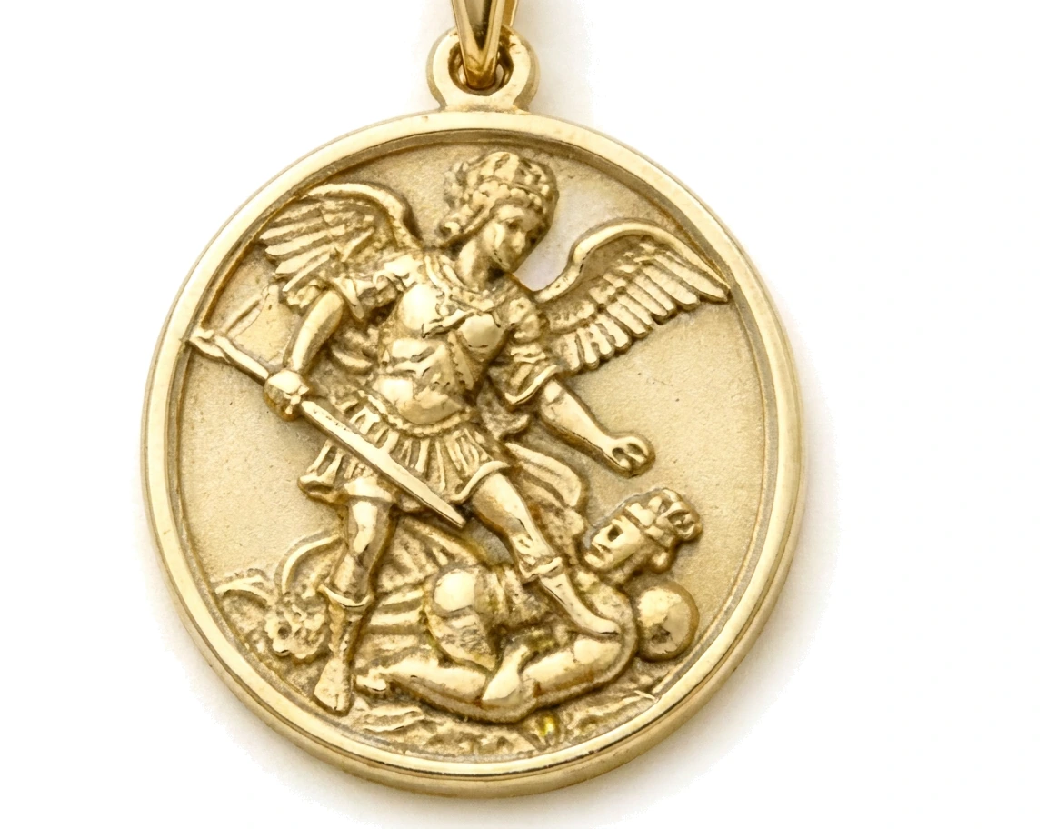 Medalla San Miguel Arcángel — detalle