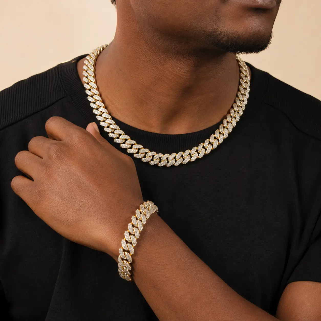 Juego Cubano con Diamantes: Collar y Manilla