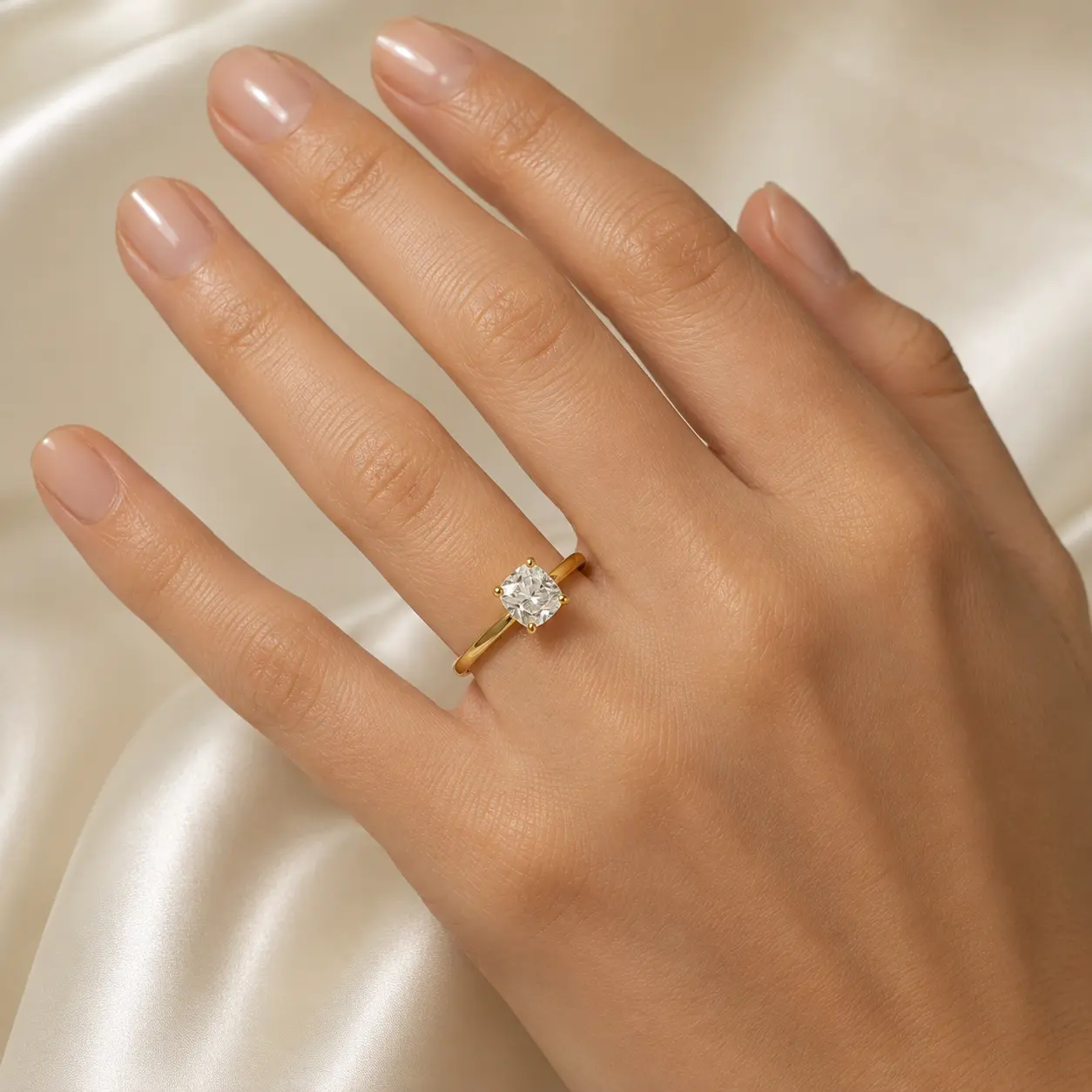 Anillo de Compromiso Solitario Cushion