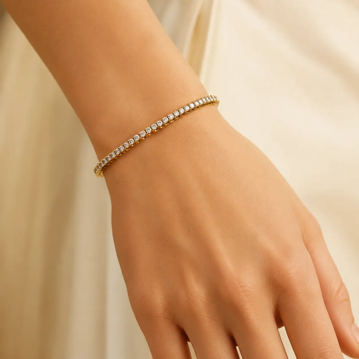 Brazalete flexible con diamantes