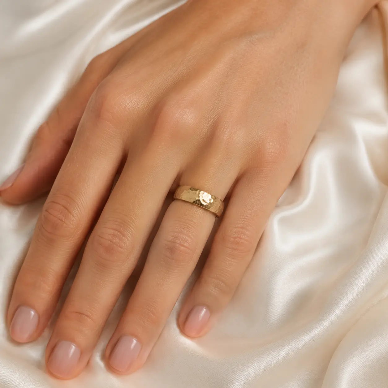 Anillo Textura Martillada