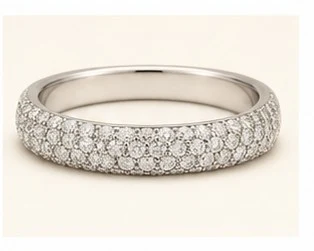 Alianza con Pavé de Diamantes