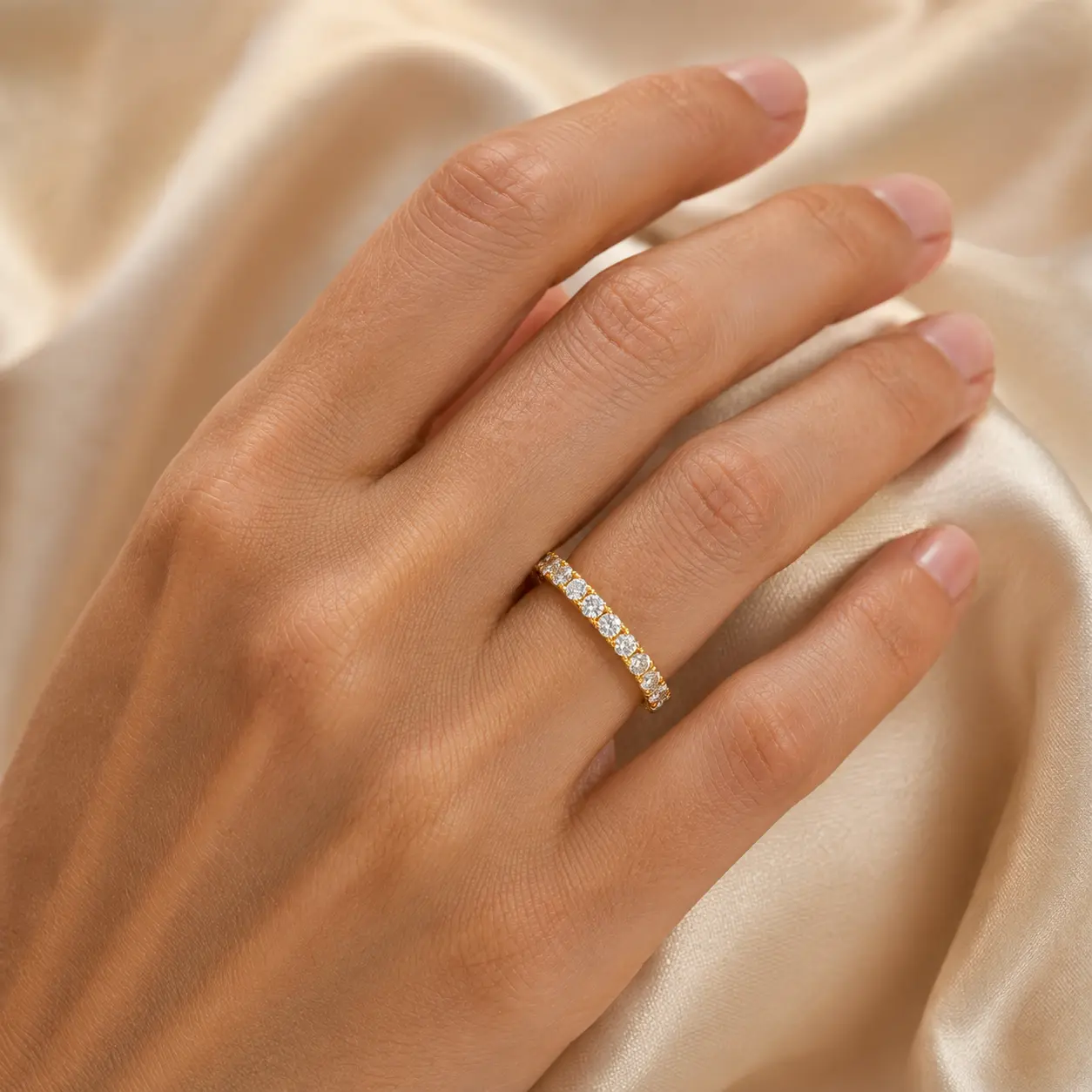 Anillo Eternity de Moda